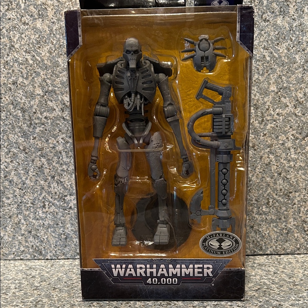 Warhammer 40,000 Necron Warrior Figure!! NEW!! Collectible!! - Picture 2 of 2
